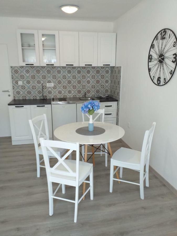 Apartments Villa Antony درفينيك المظهر الخارجي الصورة